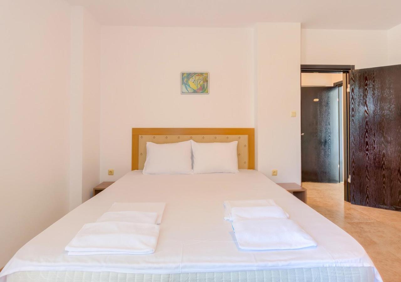 Robinson Beach Apartments Elenite Dış mekan fotoğraf