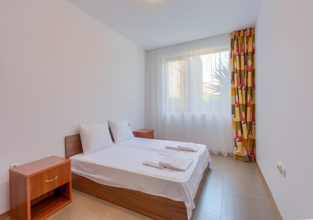 Robinson Beach Apartments Elenite Dış mekan fotoğraf