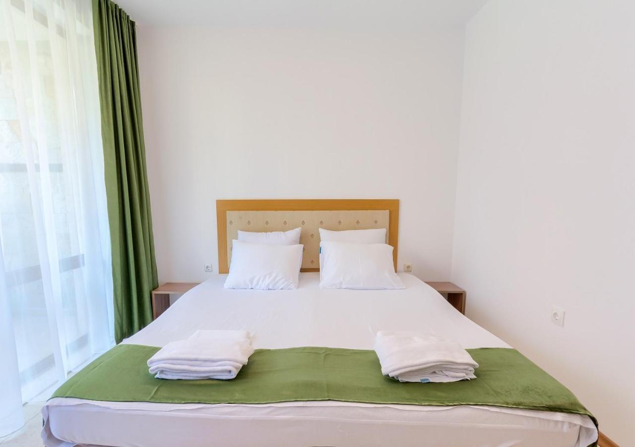 Robinson Beach Apartments Elenite Dış mekan fotoğraf