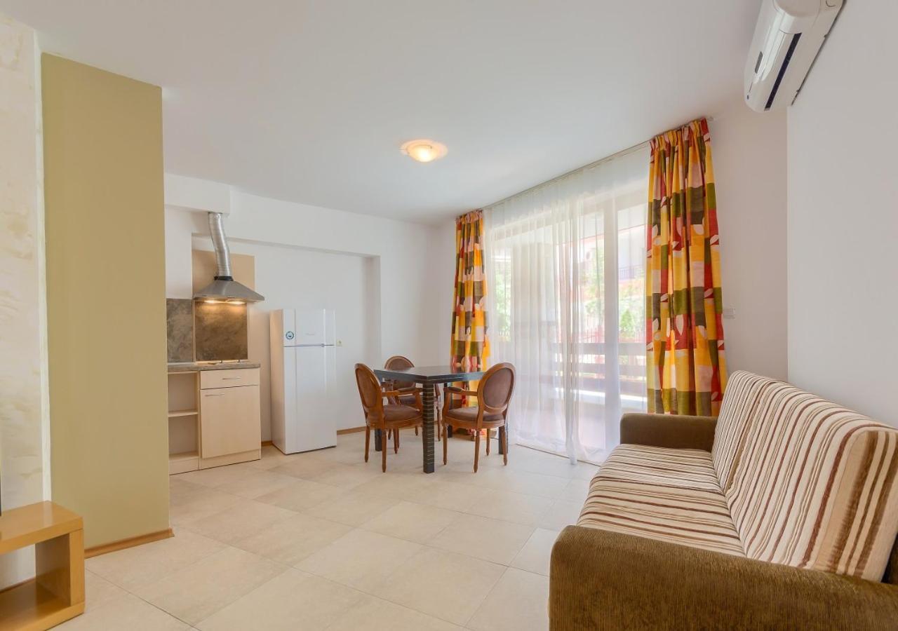 Robinson Beach Apartments Elenite Dış mekan fotoğraf
